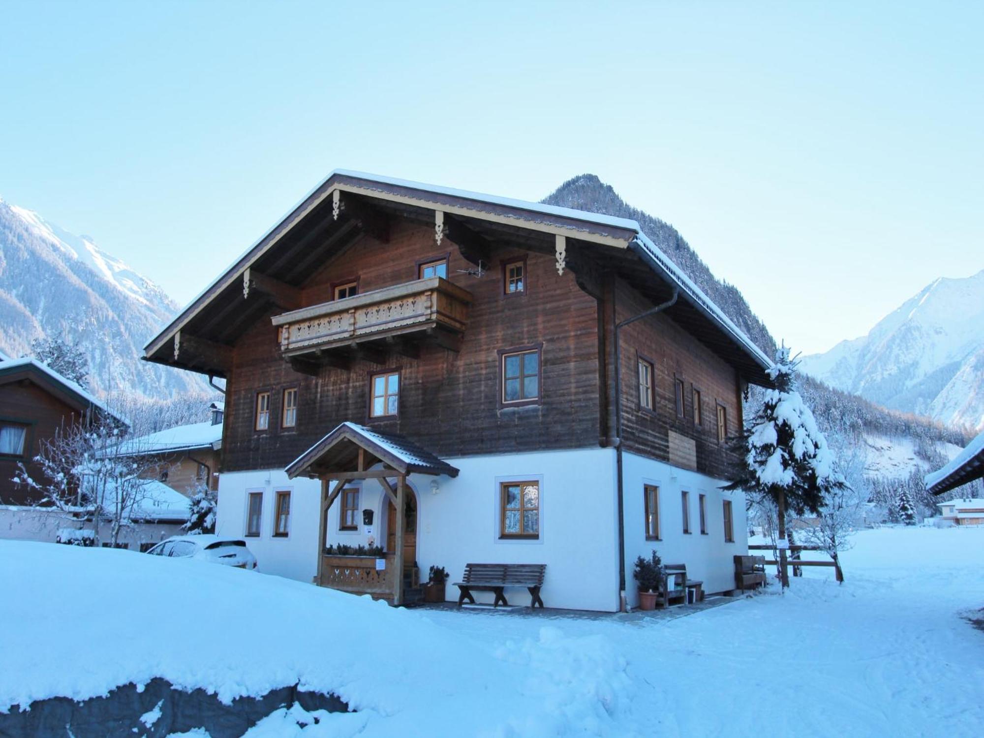 Serene Cottage In Neukirchen Am Gro Venediger Neukirchen am Großvenediger Kültér fotó